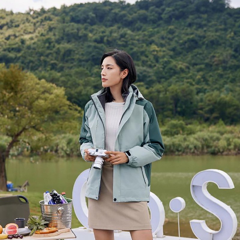 hiking soft shell jacket